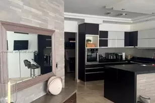5469 NW 113th Ct, Doral, FL 33178 - Photo 5