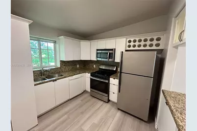 1135 92nd St #102, Bay Harbor Islands, FL 33154 - Photo 1