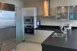 18201 Collins Ave, Sunny Isles Beach, FL 33160 - Photo 21