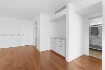 800 West Ave #527, Miami Beach, FL 33139 - Photo 13