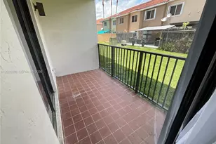13045 SW 68th St, Miami, FL 33183 - Photo 5