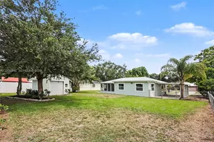 205 E Sugarland Cir, Clewiston, FL 33440 - Photo 25