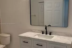 8835 S Isles Cir, Tamarac, FL 33321 - Photo 17
