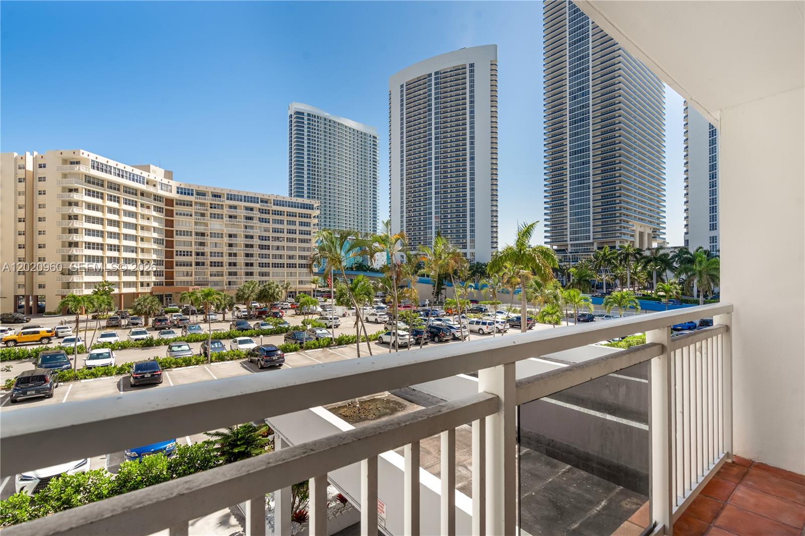 1849 S Ocean Dr #305 - 1849 S Ocean Dr #305, Hallandale Beach, FL 33009 Luxury Property | Jose Angel Pina