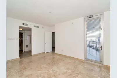 1750 N Bayshore Dr #1515, Miami, FL 33132 - Photo 21
