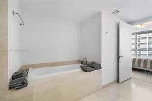 495 Brickell Ave, Miami, FL 33131 - Photo 23