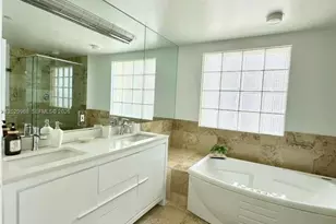 1455 Ocean Dr, Miami Beach, FL 33139 - Photo 11