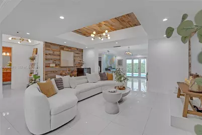 95 Shore Dr W, Miami, FL 33133 - Photo 3