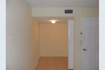 2600 S University Dr #103, Davie, FL 33328 - Photo 7
