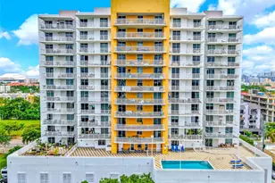 900 SW 8th St, Miami, FL 33130 - Photo 19