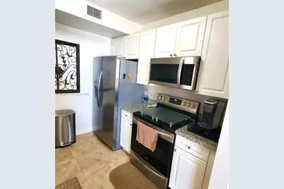 900 SW 8th St #1501, Miami, FL 33130 - Photo 15