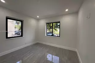 931 NW 1st St, Miami, FL 33128 - Photo 5