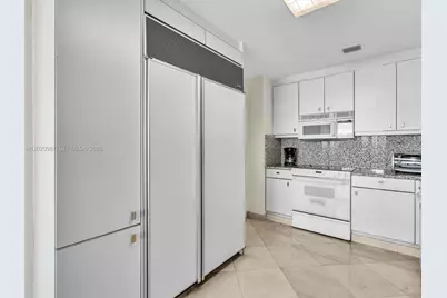 10101 Collins Ave #18C + CABANA, Bal Harbour, FL 33154 - Photo 21