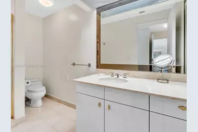 10101 Collins Ave #18C + CABANA, Bal Harbour, FL 33154 - Photo 33