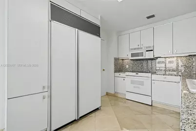 10101 Collins Ave #18C + CABANA, Bal Harbour, FL 33154 - Photo 25
