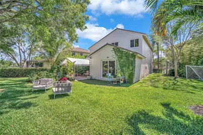 16601 Sapphire Mnr, Weston, FL 33331 - Photo 25