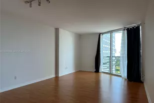 325 S Biscayne Bl, Miami, FL 33131 - Photo 7