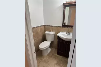 901 Hillcrest Dr #208, Hollywood, FL 33021 - Photo 9