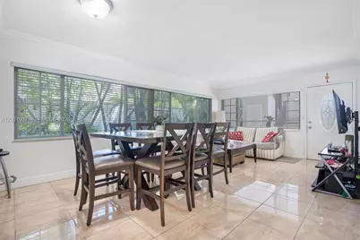 1135 92nd St #104, Bay Harbor Islands, FL 33154 - Photo 15