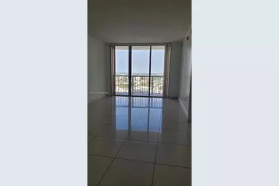 1750 N Bayshore Dr #3311, Miami, FL 33132 - Photo 3