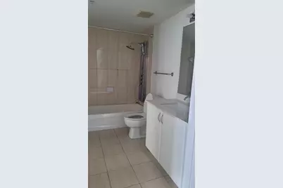 1750 N Bayshore Dr #3311, Miami, FL 33132 - Photo 9