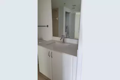 1750 N Bayshore Dr #3311, Miami, FL 33132 - Photo 11