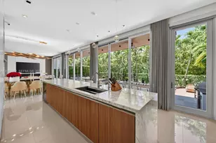 625 Curtiswood Dr, Key Biscayne, FL 33149 - Photo 11