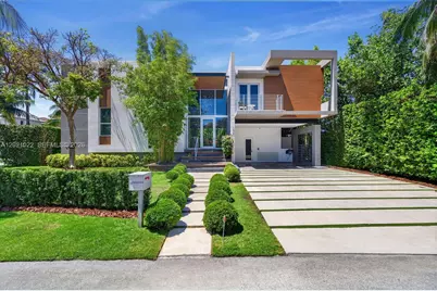 625 Curtiswood Dr, Key Biscayne, FL 33149 - Photo 1