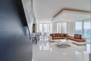 6000 Island Blvd, Aventura, FL 33160 - Photo 9