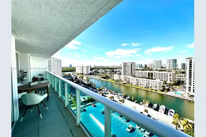 100 Bayview Dr #1729, Sunny Isles Beach, FL 33160 - Photo 9