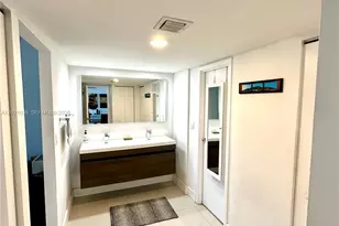 100 Bayview Dr, Sunny Isles Beach, FL 33160 - Photo 5