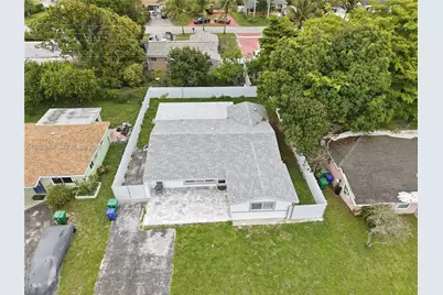7051 SW 29th St, Miramar, FL 33023 - Photo 21