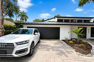 2765 NE 35th Dr, Fort Lauderdale, FL 33308 - Photo 3