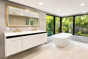 2765 NE 35th Dr, Fort Lauderdale, FL 33308 - Photo 27