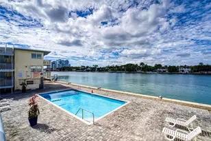 6484 Indian Creek Dr, Miami Beach, FL 33141 - Photo 19