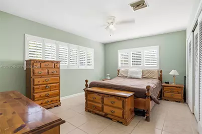 8495 SW 160th St, Palmetto Bay, FL 33157 - Photo 9