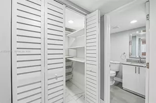 6575 W 4th Ave, Hialeah, FL 33012 - Photo 15