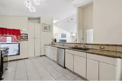 4080 NW 1st Pl, Deerfield Beach, FL 33442 - Photo 7