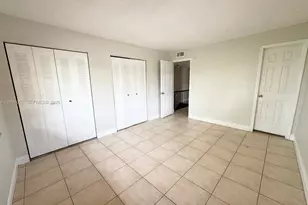 8600 SW 109th Ave, Miami, FL 33173 - Photo 5
