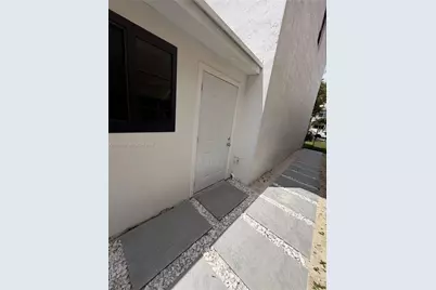 16536 SW 54th St #1, Miami, FL 33185 - Photo 3