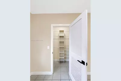 965 Bay Dr #6, Miami Beach, FL 33141 - Photo 7