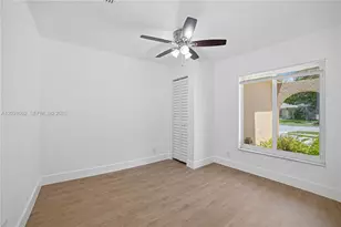 4981 SW 7th St, Margate, FL 33068 - Photo 13