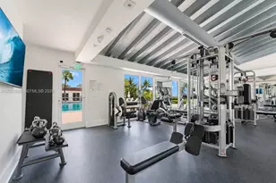 2457 Collins Ave, Miami Beach, FL 33140 - Photo 31