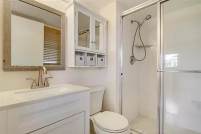 18081 SE Country Club Dr #13-121, Jupiter, FL 33469 - Photo 9