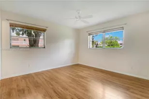 18081 SE Country Club Dr, Jupiter, FL 33469 - Photo 7