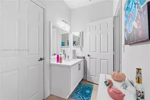 16350 SW 11th St, Pembroke Pines, FL 33027 - Photo 41