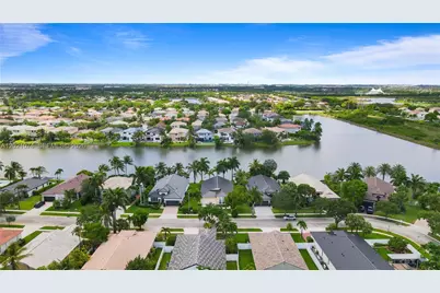16350 SW 11th St, Pembroke Pines, FL 33027 - Photo 13