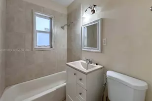 965 Bay Dr, Miami Beach, FL 33141 - Photo 7