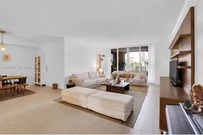 735 Crandon Blvd #503, Key Biscayne, FL 33149 - Photo 1