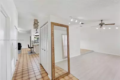 11111 NW 7th St, Coral Springs, FL 33071 - Photo 17